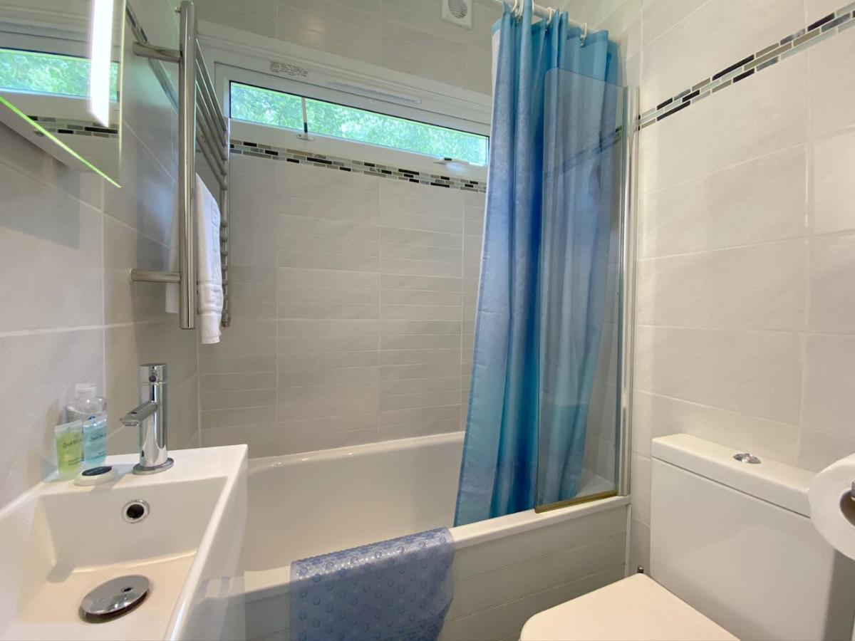 Pass The Keys Gower Beach Staycation Caswell Bay - Sleeps 4 Swansea Zewnętrze zdjęcie